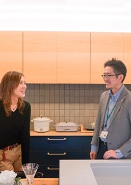 スタッフ対談【設計士×インテリアコーディネーター】「私たちが家づくりで大切にしていること」