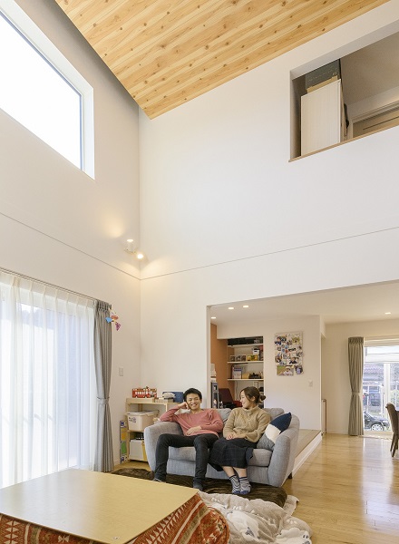 大きな吹き抜けでも高性能を実現した全館空調のある住まい