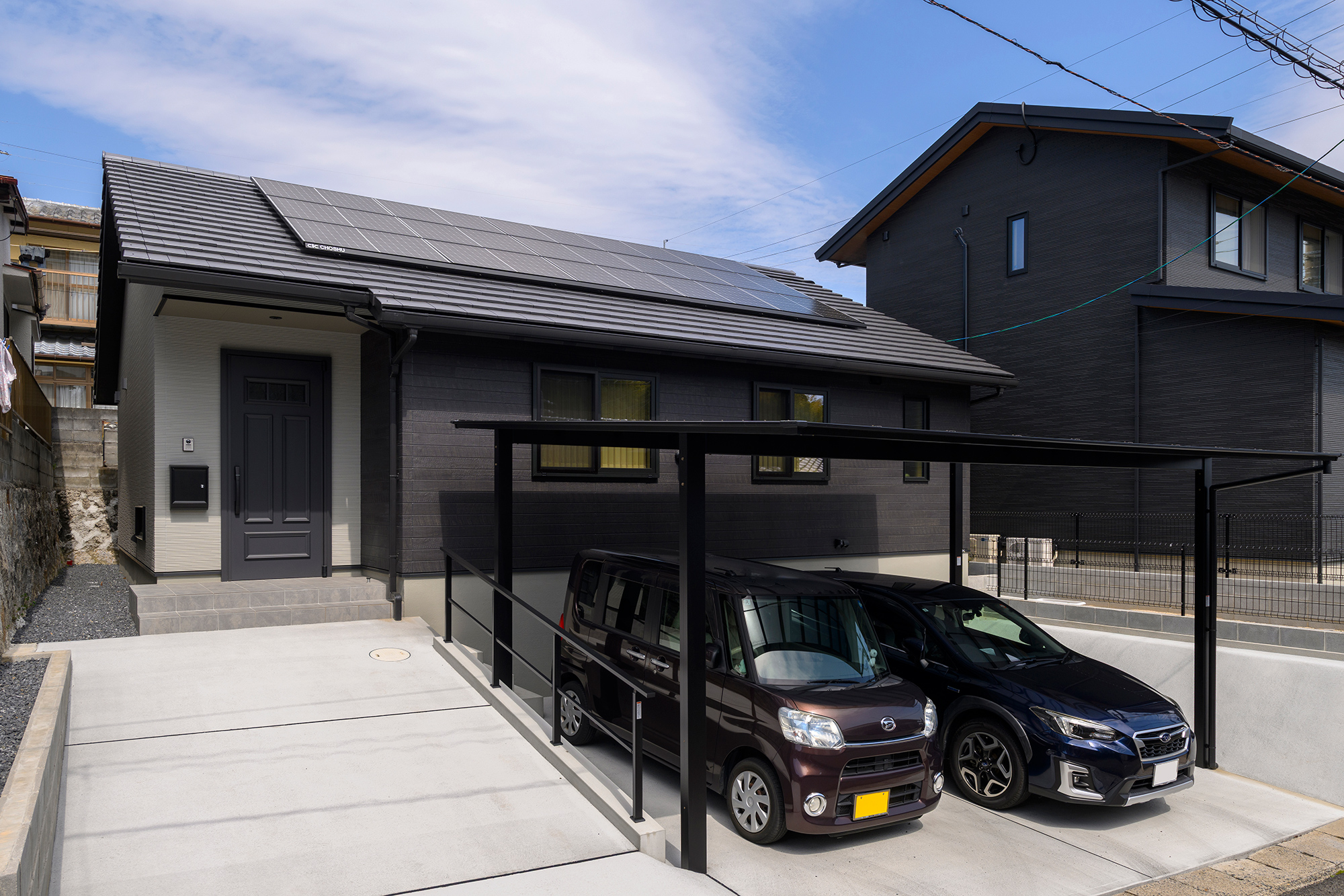 こだわり帰宅動線が便利な勾配天井リビングのある平屋